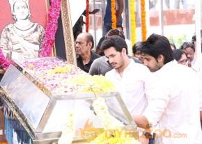 Celebrities pay homage to ANR Photos - 4  photo 174
