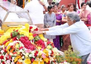 Celebrities pay homage to ANR Photos - 4  photo 188