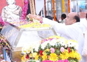 Celebrities pay homage to ANR Photos - 5  photo 51