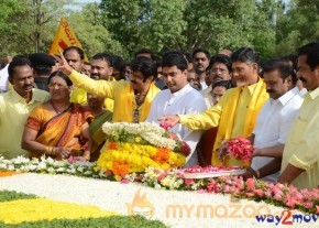 Nandamuri Family at NTR Ghat  photo 112