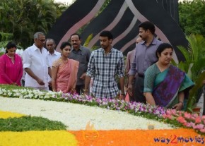 Nandamuri Family at NTR Ghat  photo 11