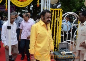 Nandamuri Family at NTR Ghat  photo 122