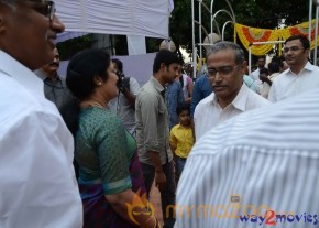 Nandamuri Family at NTR Ghat  photo 29