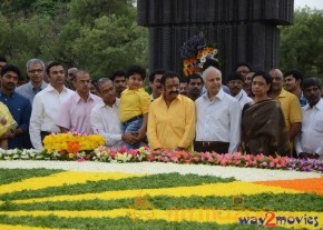 Nandamuri Family at NTR Ghat  photo 116