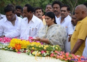 Nandamuri Family at NTR Ghat  photo 118