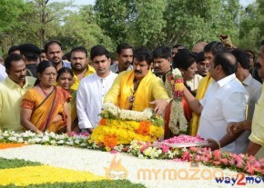 Nandamuri Family at NTR Ghat  photo 84