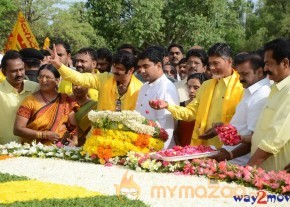 Nandamuri Family at NTR Ghat  photo 39