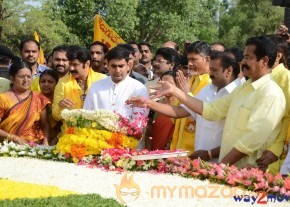 Nandamuri Family at NTR Ghat  photo 89