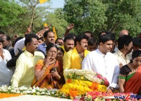 Nandamuri Family at NTR Ghat  photo 109