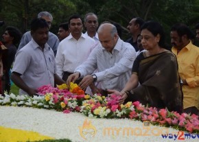 Nandamuri Family at NTR Ghat  photo 49