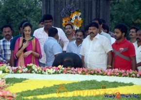 Nandamuri Family at NTR Ghat  photo 93