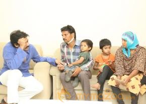 Pawan Kalyan Meets his fan Karuna Srinivas - Photos  photo 13
