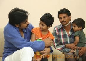 Pawan Kalyan Meets his fan Karuna Srinivas - Photos  photo 10