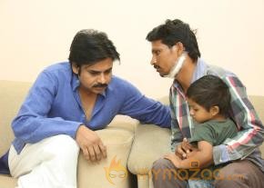 Pawan Kalyan Meets his fan Karuna Srinivas - Photos  photo 3