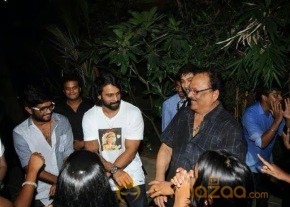 Prabhas dances for Gangnam Style-Pics 
