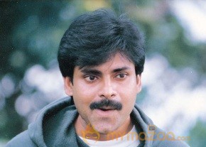 Throwback Tollywood: Pawan Kalyan Photos From Kushi