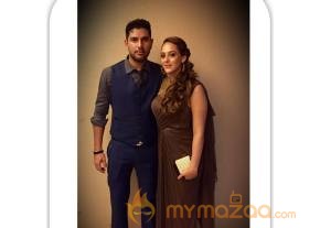 Yuvraj Singh and Hazel Keech photo 5