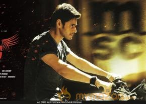 1- Nenokkadine Movie New Year Special Wallpaper  photo 2