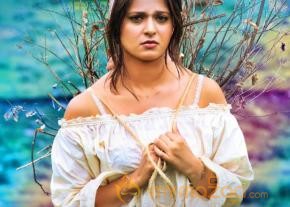 Anushka's Varna Movie Wallpapers  photo 4