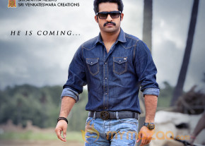 Ramayya Vasthavayya New Wallpapers  photo 7