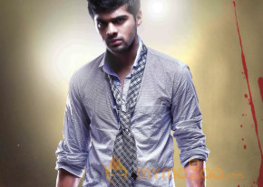 Weekend Love Movie Wallpapers  photo 12