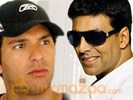 Akshay and Yuvraj find themselves in a mystic village