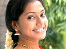 Aparna plays a dancer in Kaaviyam