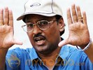 Bhagyaraj takes sides