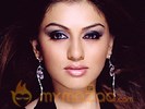 Hansika on a signing spree