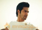 Haven't been offered 'Ram Lakhan' remake: Varun Dhawan