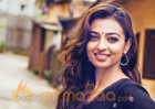 Radhika Apte speaks on pay disparity in Bollywood