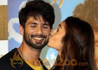 Shahid, Alia perform Garba in Ahmedabad