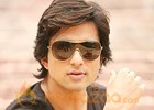 Sonu Sood keeps 'Happy New Year' team fit