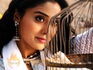 Shriya oscillates between Rajnikanth and Emraan