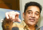 Kamal is an ageing Superstar in Uthama Villain