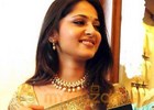 5 crores worth jewellery for Anushka