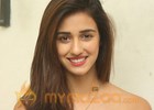 Puri, Varun mPuri, Varun made 'Loafer' very memorable: Disha Pataniade 'Loafer' very memorable: Disha Patani