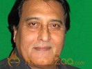 Vinod Khanna Takes a Risk