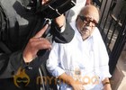 Karunanidhi meets Kanimozhi, Raja, Sharad Kumar in Tihar 