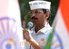 Kejriwal gets death threats but refuses security cover