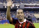 Ronaldinho to leave Milan 